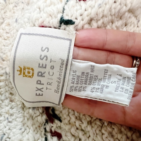 VTG Express Embroidered Floral Sweater Size S Oatmeal - Picture 11 of 11